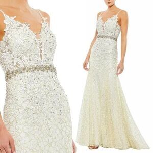 NWT Mac Duggal‎ Applique Plunge Neck Trumpet Gown 79341 IVORY SZ 18 SOLD OUT!